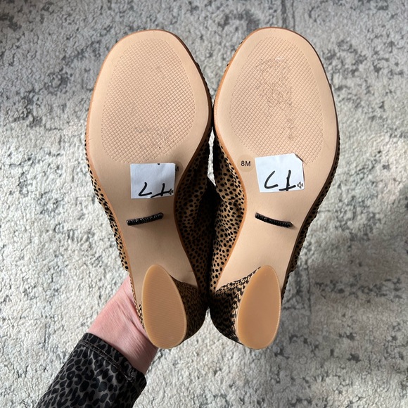 Animal print heels - Picture 3 of 3